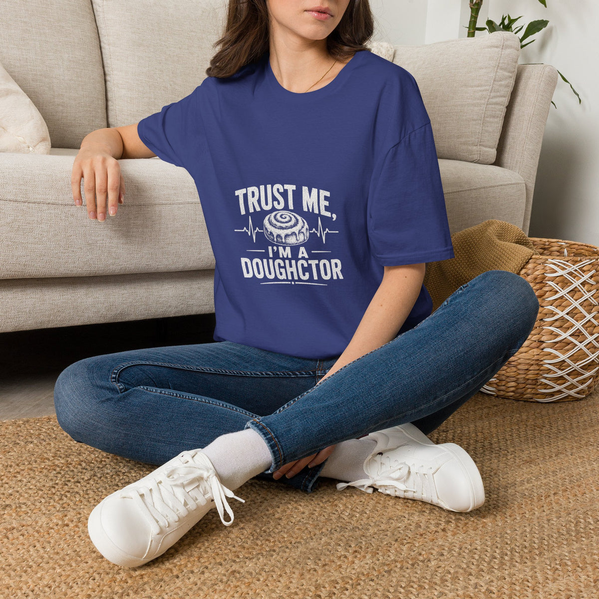 T‑Shirt — "Trust Me, I’m a Doughctor" Vintage Bakery Humor Tee