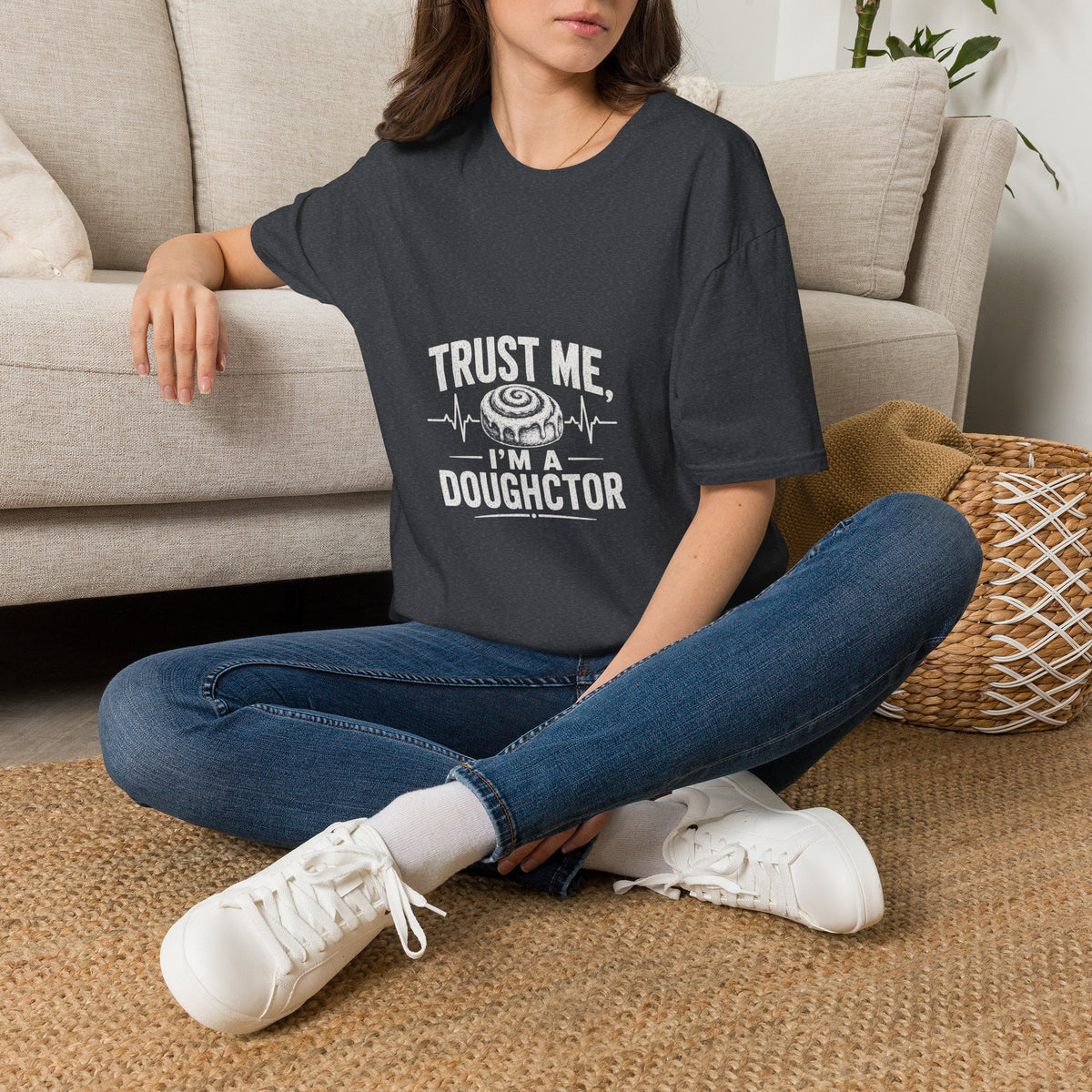 T‑Shirt — "Trust Me, I’m a Doughctor" Vintage Bakery Humor Tee